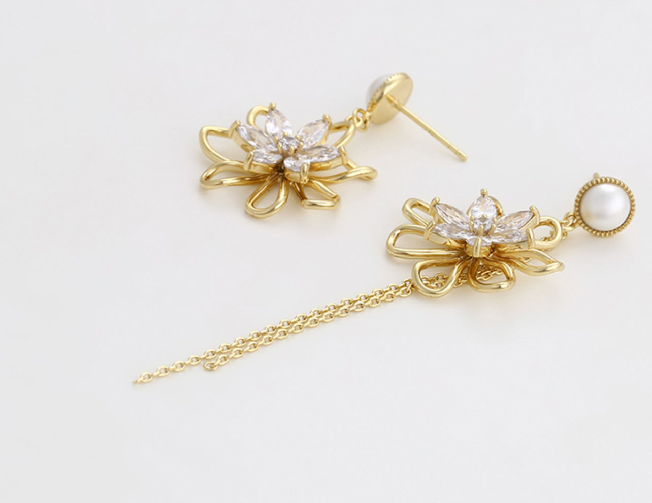 Flower Mismatched Earrings